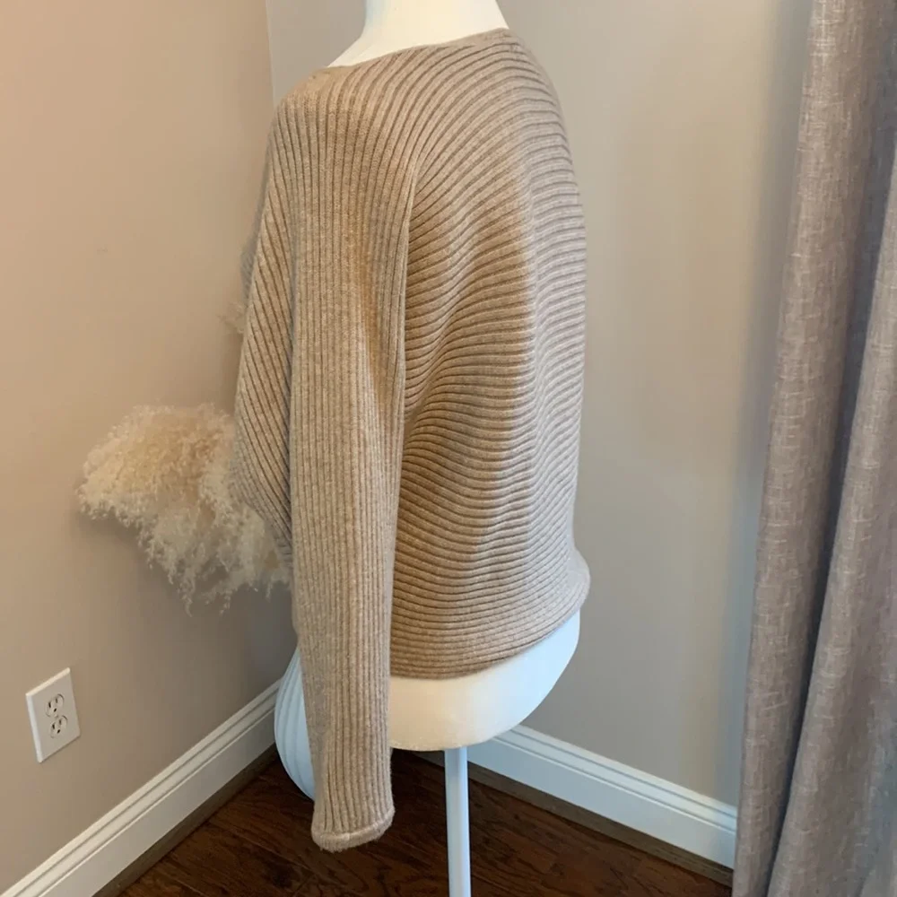 Anthropologie Women Tan Long
Sleeve Drop Shoulder Scoop Neck
Knit Sweater - Picture 3 of 10
